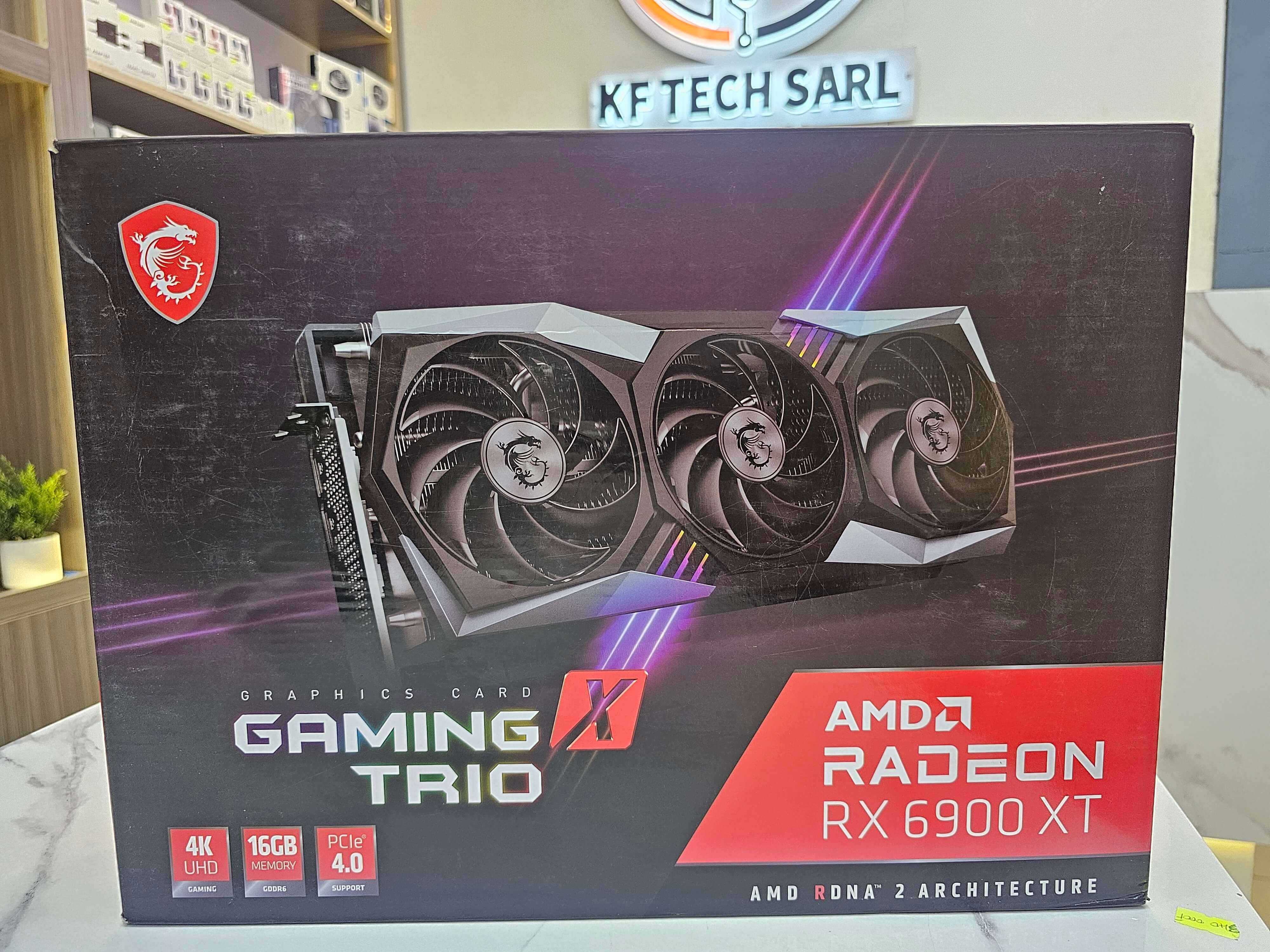 Image CARTE GRAPHIQUE RX 6900 XT GAMING X TRIO 16 GB