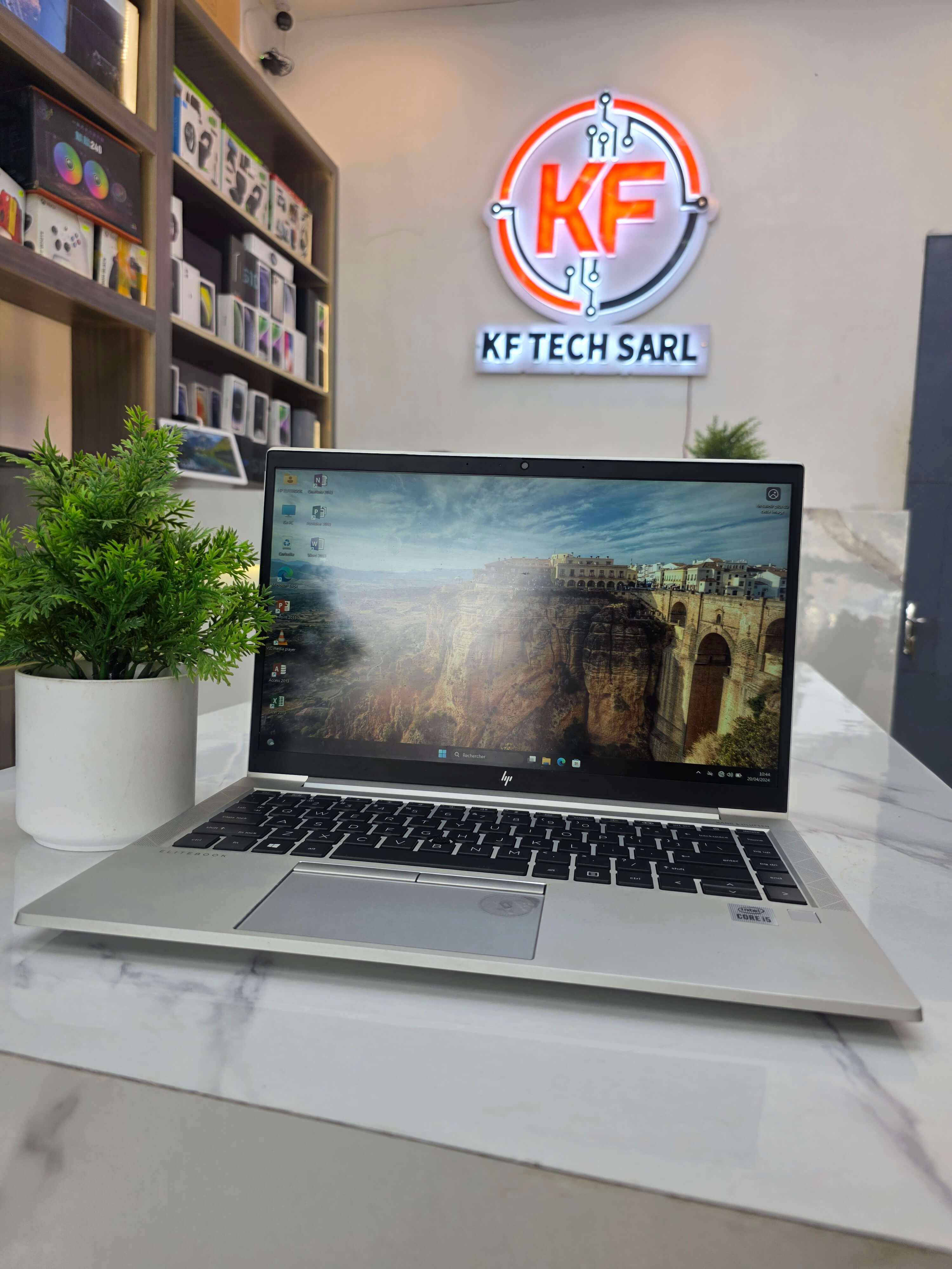 HP ELITE BOOK 10GEN